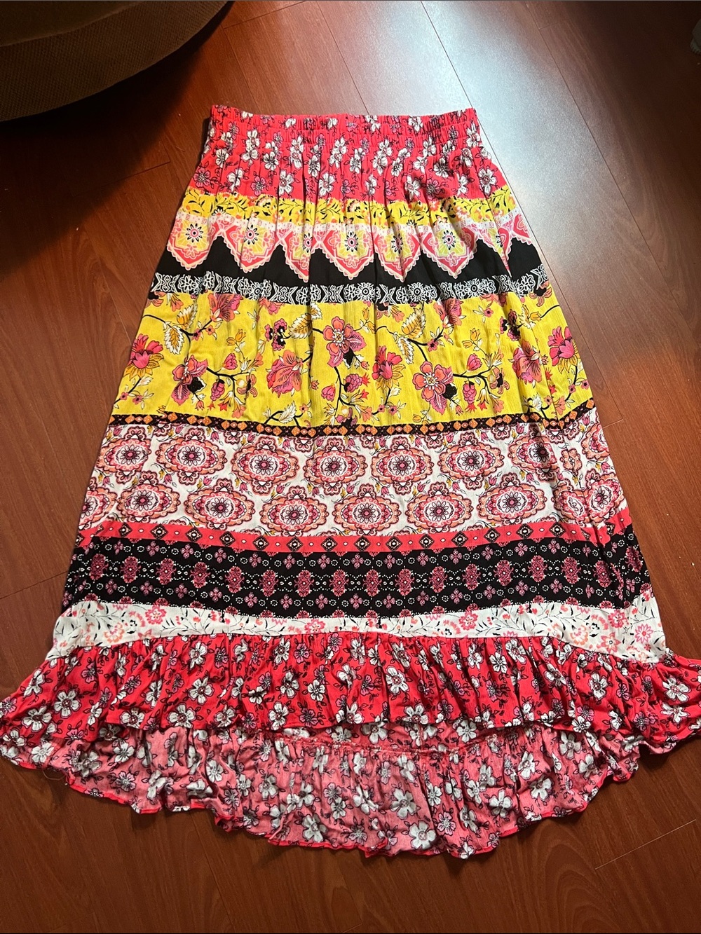 Scoop boho Floral Tiered Maxi Skirt - Red, Yellow, Black size M